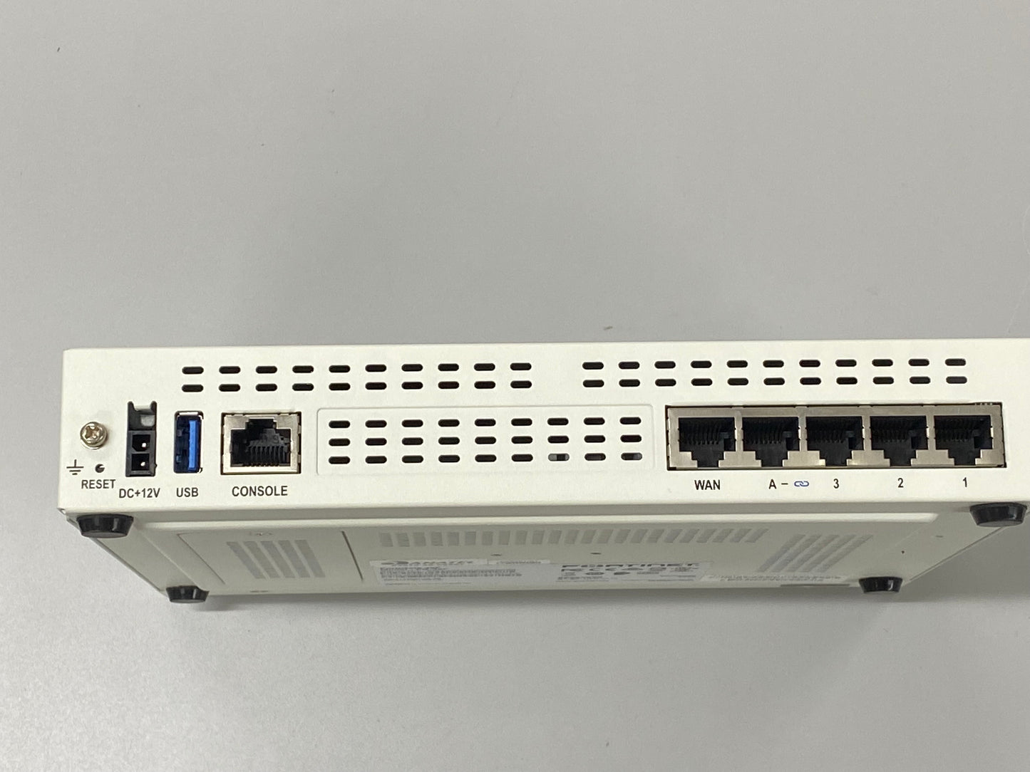 【中古品】UTM Fortigate-40F(ライセンスなし)